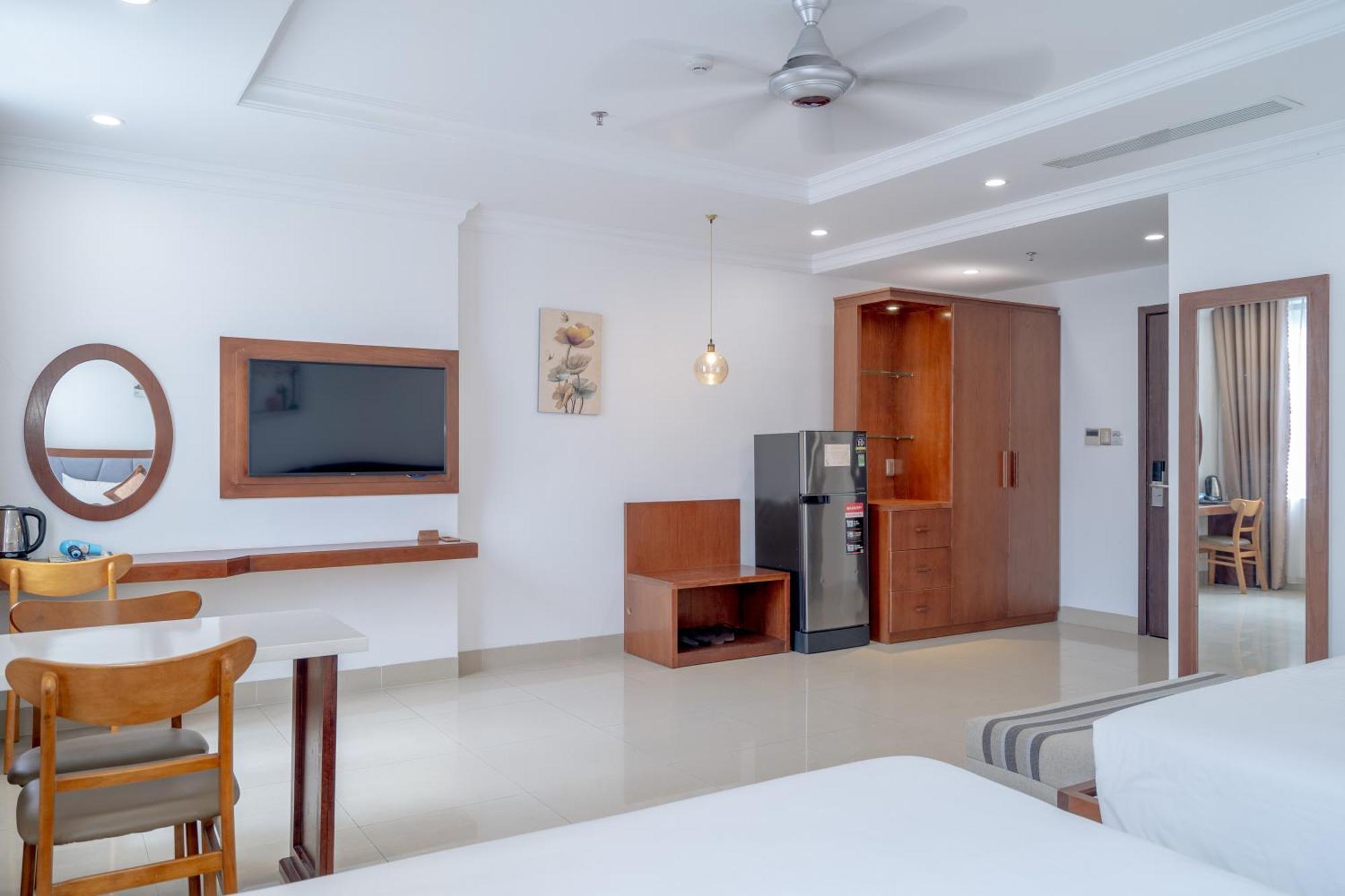 K Hotel Sauna And Massage Дананг Екстер'єр фото